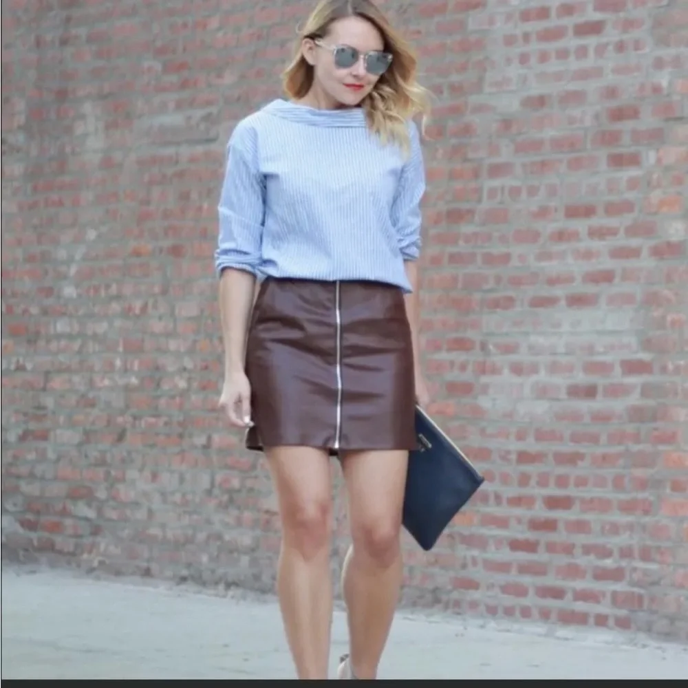 Express faux leather skirt - Picture 3 of 3